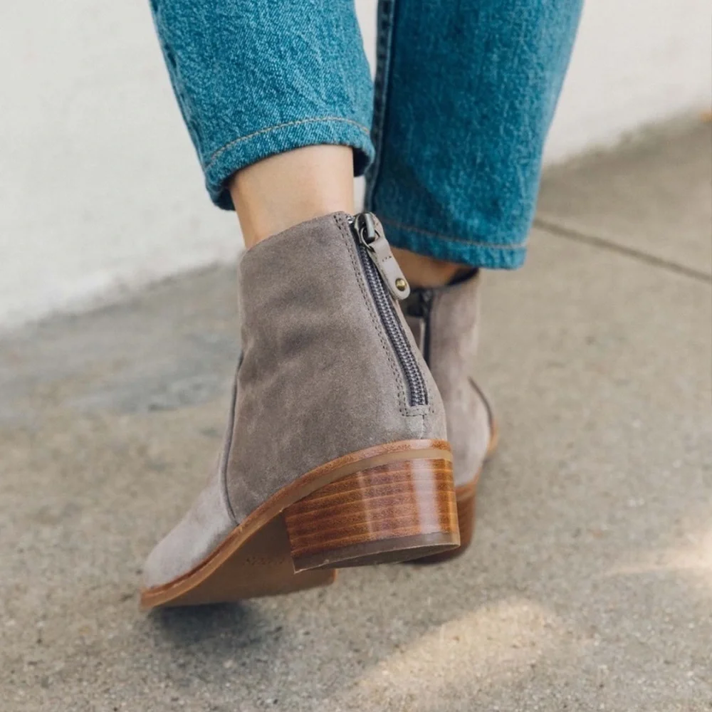 Soludos Anthropologie Venetian Gray Flat Ankle Boots Suede Size 7